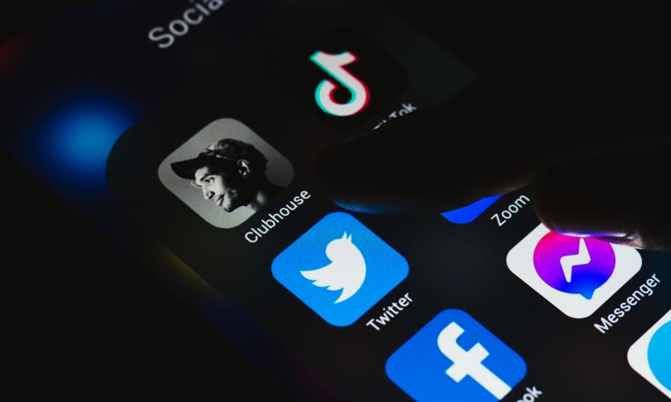 AP: armia fałszywych kont promuje przekaz władz Chin na Twitterze