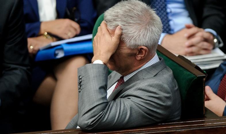 Belka: Sprzedaż polisolokat przez banki była niekiedy oszukańcza