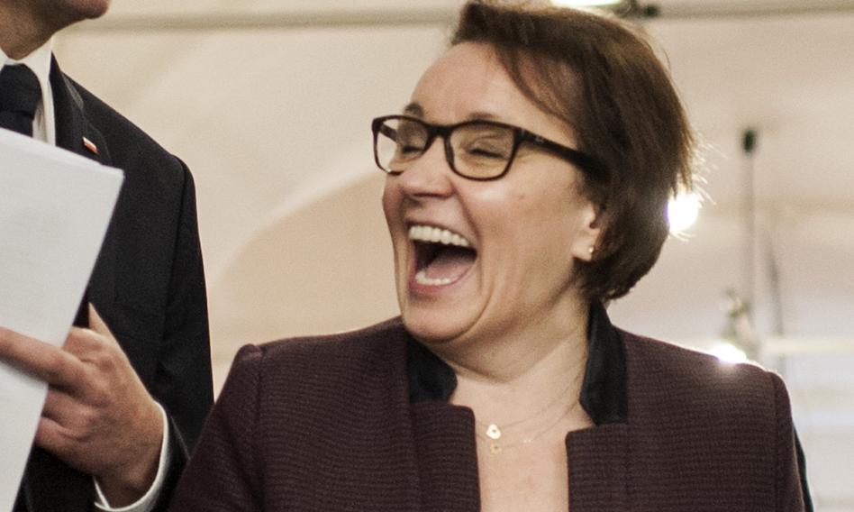 Pieniądze z PCK na kampanię wyborczą Zalewskiej nie zainteresowały prokuratury