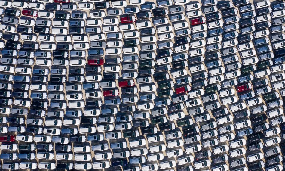 Poland registers record 312,000 new cars in H1 2026, but figure is artificially inflated