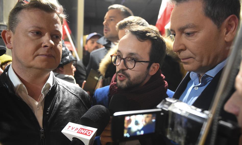 TVP poszła do sądu. Chce 1,3 mln odszkodowania od Adamczyka, Pereiry i Tulickiego