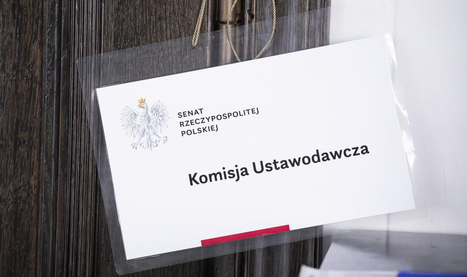 Senacka komisja za uchwałą wzywającą rząd do wprowadzenia stanu klęski żywiołowej