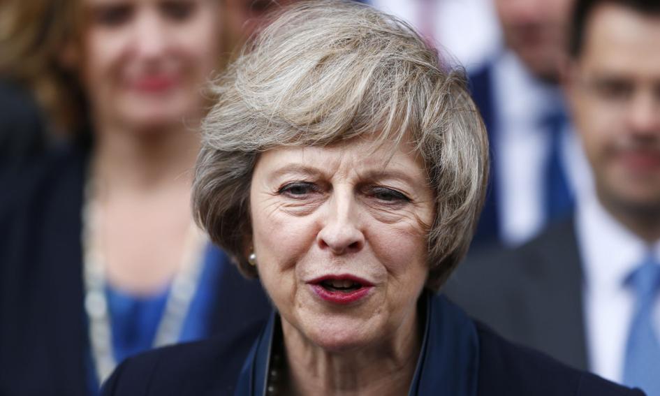 „Twardy Brexit” się oddala. Funt drożeje