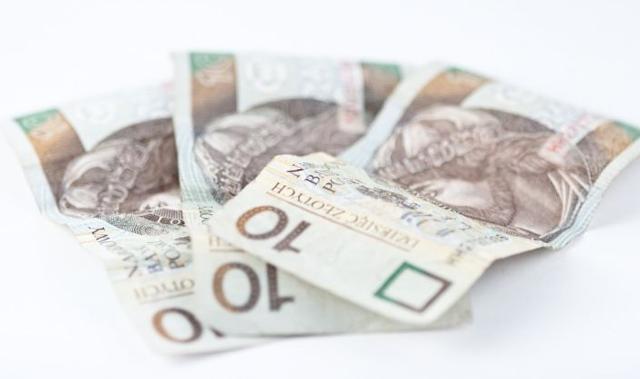 Alimenty czy czynsz, czyli w jakiej kolejności komornik ściąga długi