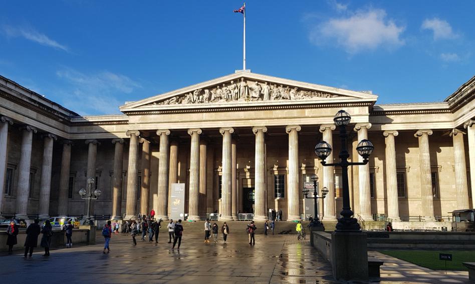 Karma wraca? Kurator z British Museum kradł hurtowo eksponaty
