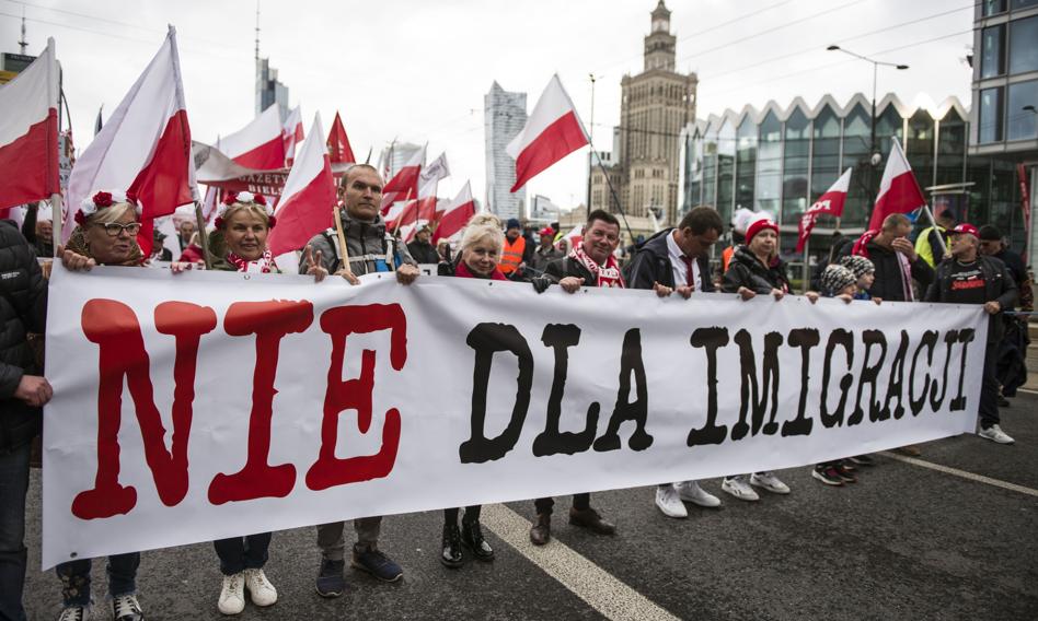 Ulicami Warszawy przeszedł marsz przeciw imigracji