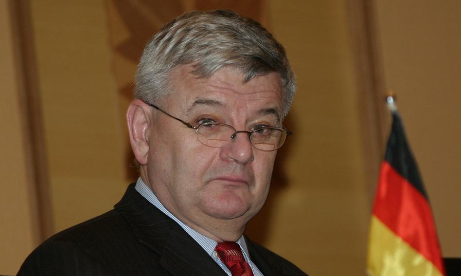 Joschka Fischer: USA są na drodze do oligarchii