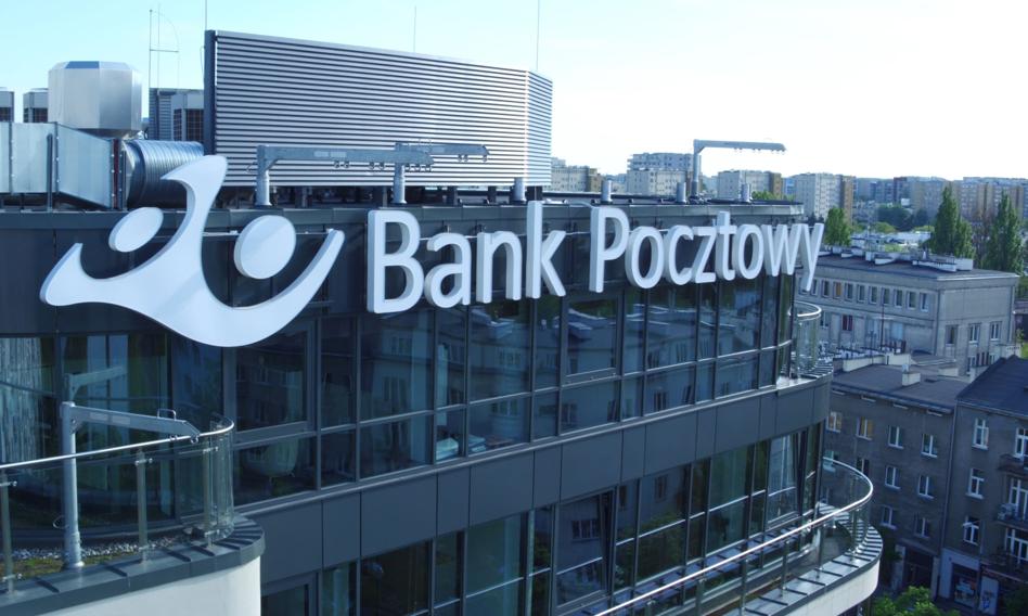 UOKiK wydał decyzję ws. naruszania zbiorowych interesów konsumentów przez Bank Pocztowy