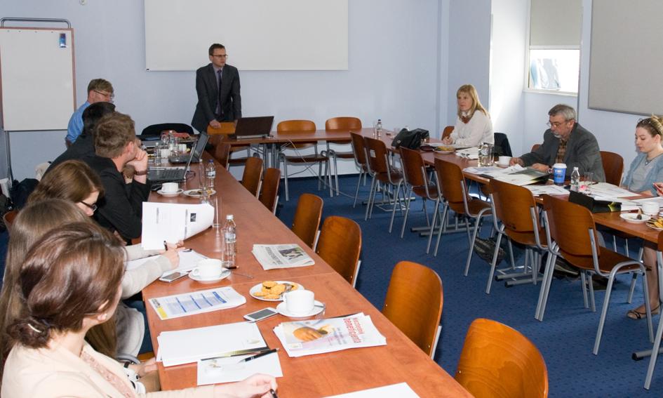 Cztery edycje warsztatów z pisania aplikacji do programu HORIZON 2020