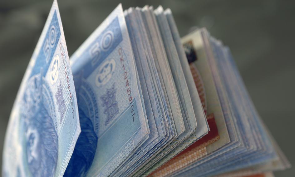 Herkules skupił 1 mln akcji własnych