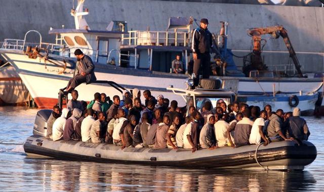 KE chce, by Polska przejęła ponad 2600 imigrantów od Włoch i Grecji