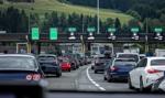 Autem na wakacje po Europie 2026. Nowe cenniki i surowe kary na autostradach. Jeden błąd i zapłacisz fortunę