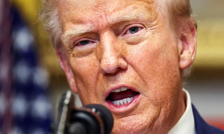 Trump wzywa Senat do zniesienia obstrukcji parlamentarnej. ZAINICJUJMY "OPCJĘ NUKLEARNĄ"