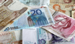 Grecki rząd gra va banque. Giełda wciąż nurkuje