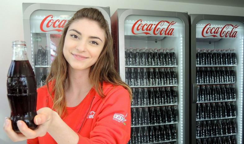 W PE są plany zakazu reklam produktów z wysoką zawartością tłuszczów i cukru