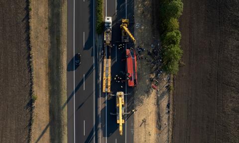 Wypadek polskiego autokaru na Węgrzech. 12 osób zabitych. Polska wysyła samolot specjalny