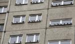 W papierach ich nie ma, w środku mieszkają ludzie. Krakowska samowola czeka na wyburzenie