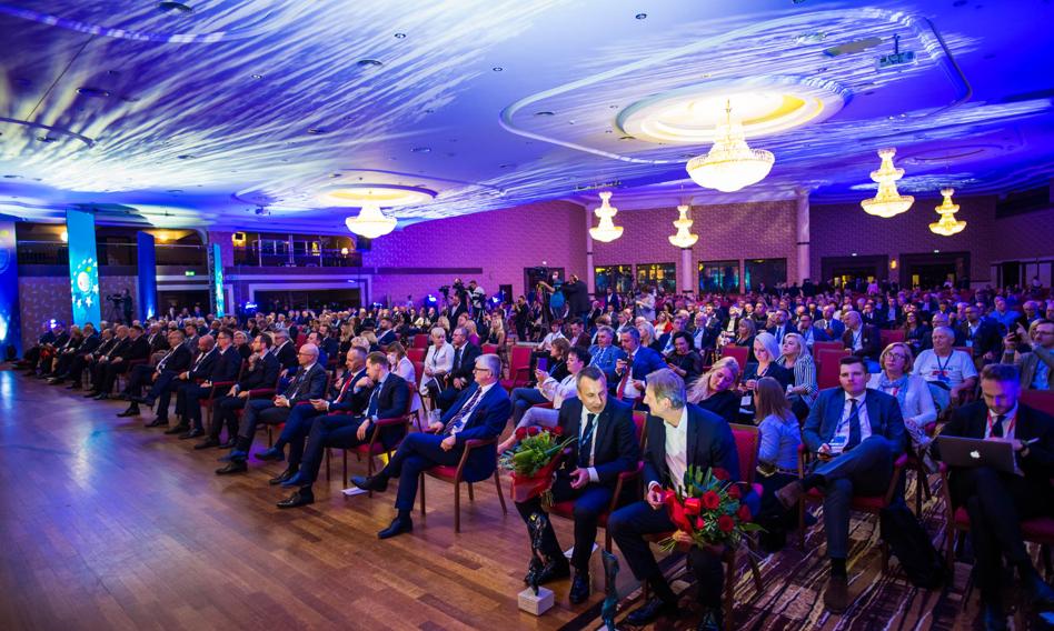 Kuchciński, Adamczyk i Borys Osobowościami 30-lecia Forum Ekonomicznego