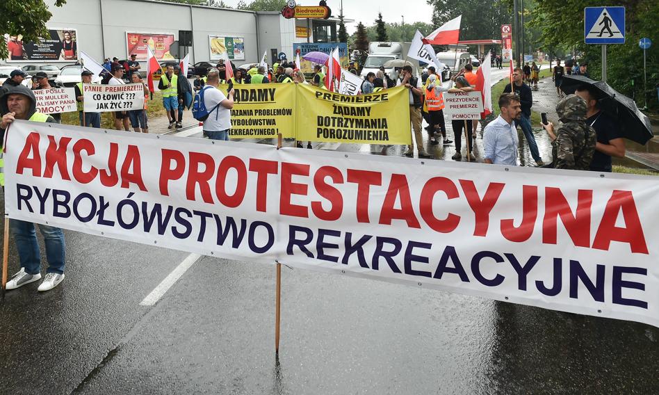 Protest rybaków we Władysławowie. Droga na Hel zablokowana