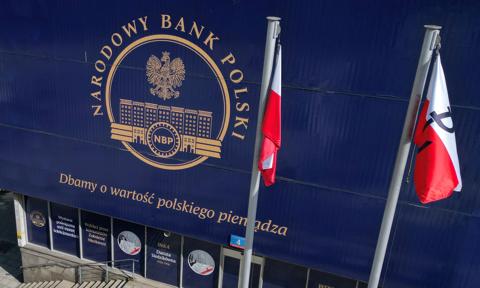 Mniejsze odpisy, wyższe przychody. Sektor bankowy zarobił blisko 50 mld zł