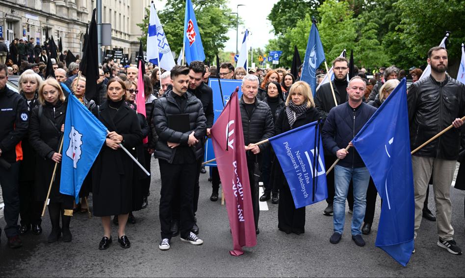 Przez Warszawę przeszedł marsz medyków przeciw przemocy