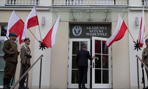 Następca Akademii Sztuki Wojennej. UBN wykształci inżynierów i cywilnych ekspertów