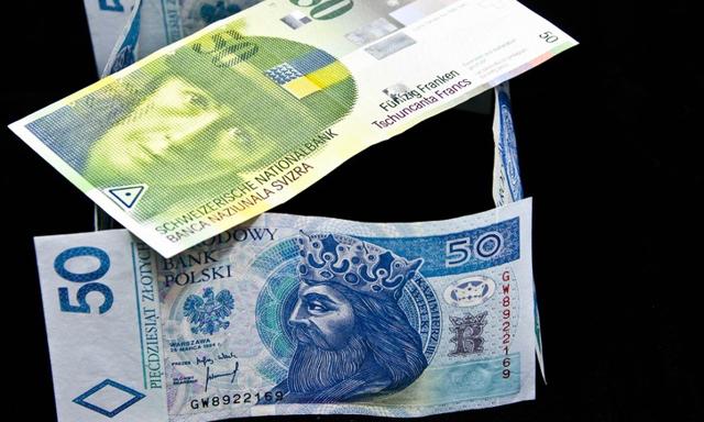 Złoty okazał się słabą walutą