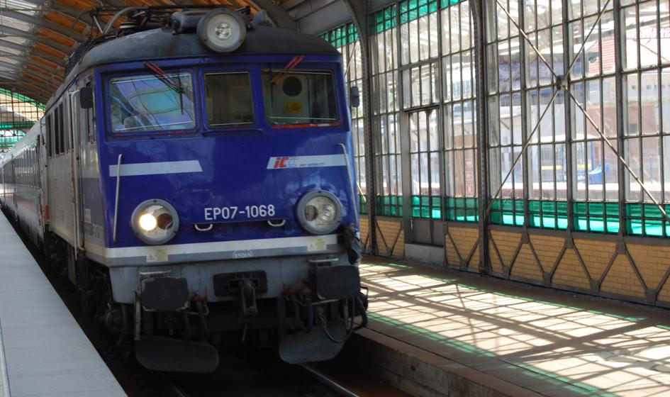 Oferta konsorcjum z Compremum za 54,45 mln zł brutto najkorzystniejsza w przetargu PKP PLK