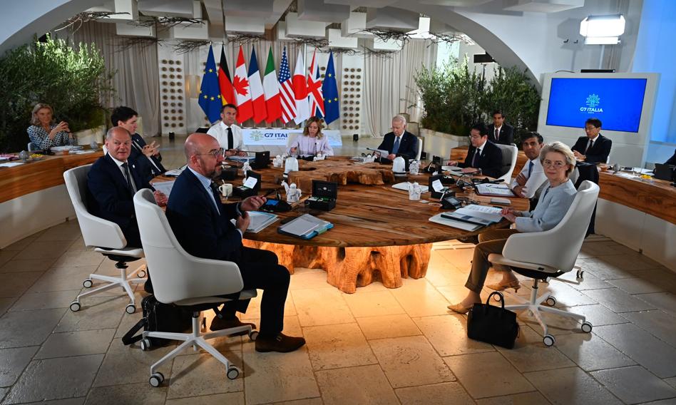 Von der Leyen: G7 zjednoczone przeciwko maksieksportowi towarów z Chin