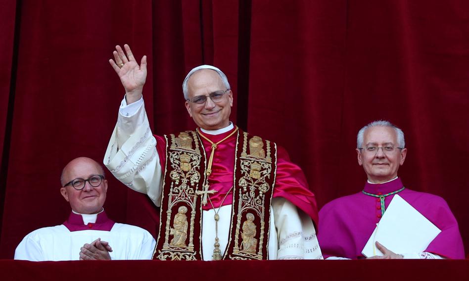 Kardynał z USA nowym papieżem. Przybrał imię Leon XIV