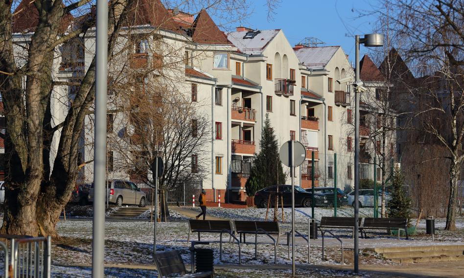 Samorządy podnoszą stawki podatku od nieruchomości. W tych miastach właściciele domów i mieszkań zapłacą więcej