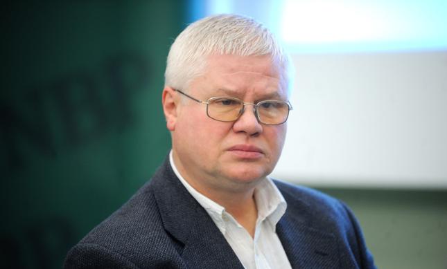 Hausner: Brak stabilnego prawa hamuje polską gospodarkę