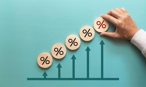 Najlepsze lokaty bankowe dla nowych klientów (czerwiec 2025). Min. 7% w pięciu bankach