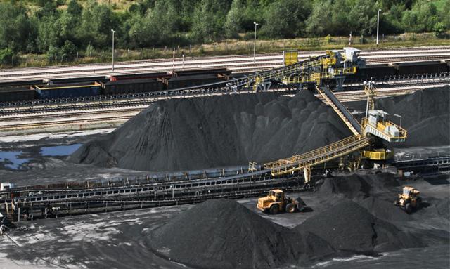 Produkcja węgla JSW w I kw. spadła do 3,48 mln ton, sprzedaż do ok. 3,57 mln t.