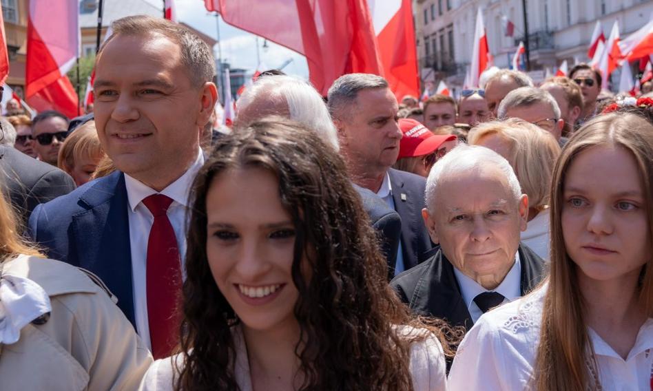 "To pułapka". Kaczyński zaleca Nawrockiemu ostrożność przy pozywaniu Onetu