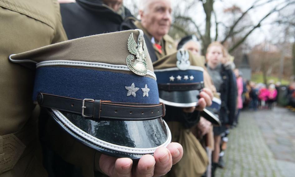 Polacy nie tak chętni jak Macron. Nie chcemy wysyłać wojska do Ukrainy