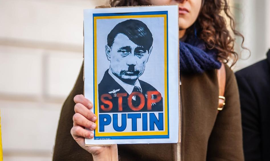 W Warszawie Rosjanie protestowali przeciw polityce Władimira Putina
