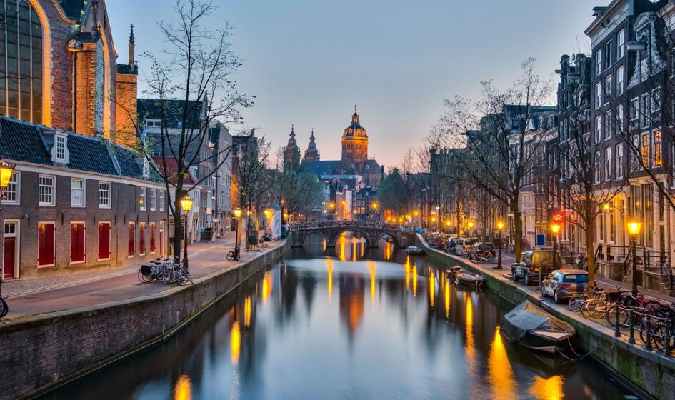 Zakaz krótkoterminowego wynajmu w Amsterdamie uchylony przez sąd