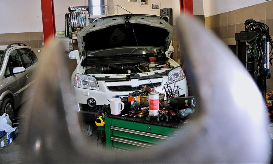 Branża motoryzacyjna domaga się kar dla cofających liczniki