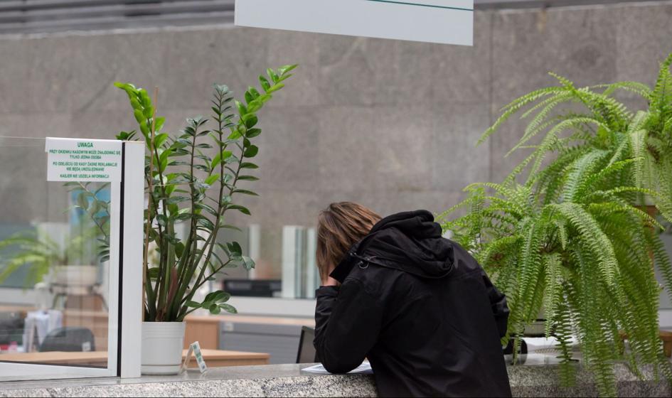 Trend zamykania placówek bankowych będzie postępował