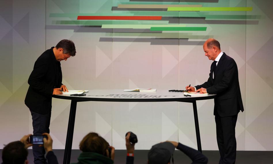 Niemcy mają nowy rząd. Partie SPD, Zielonych i FDP podpisały umowę koalicyjną