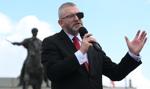 Zarabia krocie w "eurokołchozie", a na koncie ma 94 centy. To majątek Grzegorza Brauna