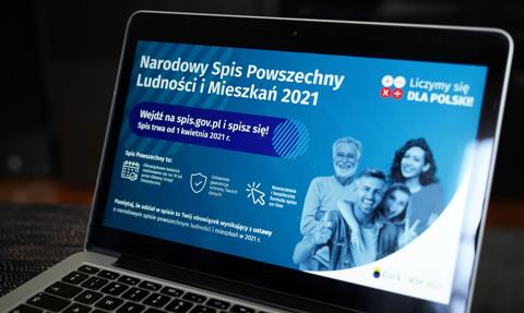 Dwa miliony dla spółki Orlenu. Będzie promować Powszechny ...