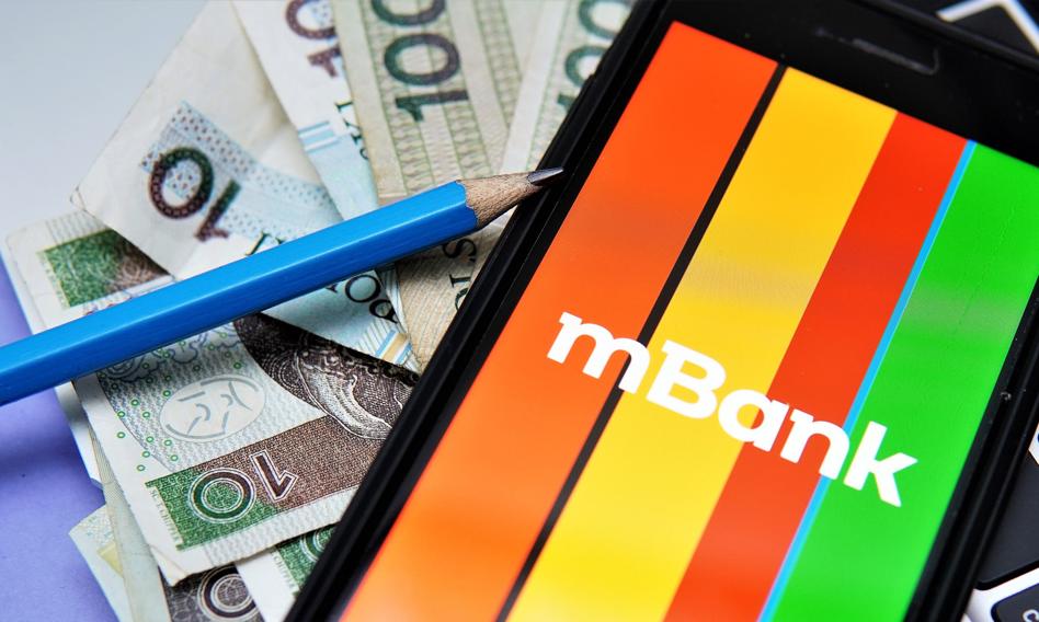 mBank: w 2026 r. zysk spadnie o 800-900 mln zł przez CIT