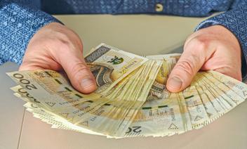 Paliwa, energetyka i górnictwo. Zarobki liderów w największych spółkach sektora