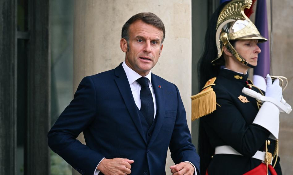 Prezydent Macron wezwał licealistów, by od poniedziałku wrócili do nauki