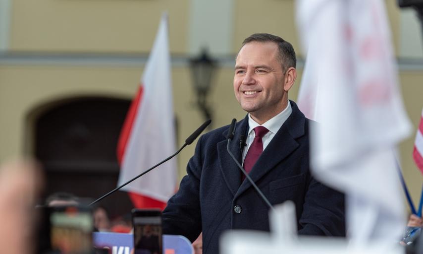 Nowelizacja Kodeksu pracy podpisana. Staż pracy obejmie także umowy cywilnoprawne i działalność gospodarczą