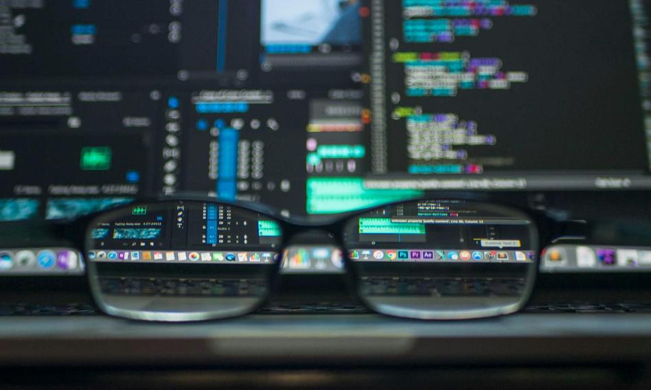 Gospodarczy kalejdoskop. Rekordowy deficyt Polski i bitcoin napędzany kryptowalutami Trumpów