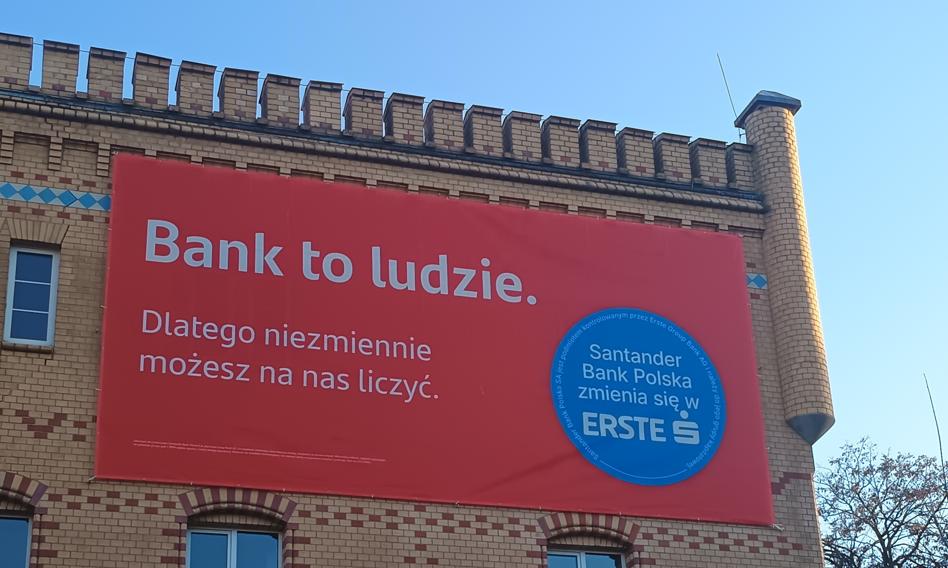 Rusza rebranding Santandera na Erste Bank. Co to oznacza dla klientów?