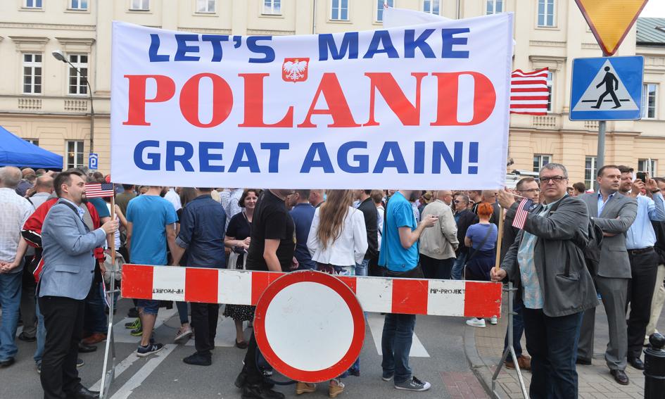 Płaca minimalna w Polsce wyższa niż w USA? Zaskakujące porównanie
